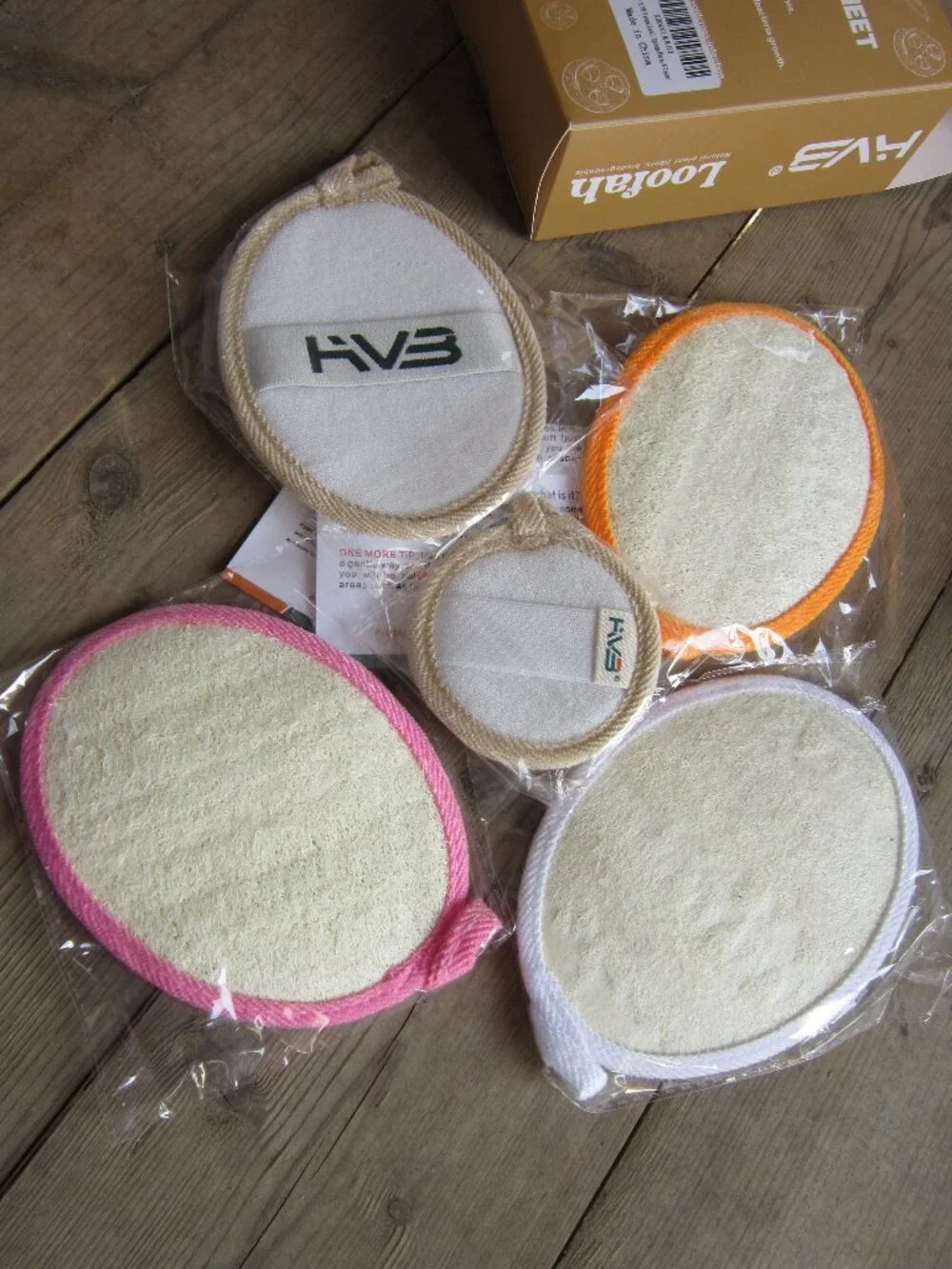 Loofah Mitt Body Scrubber Lot of 4 Plus Bonus Tiny Loofah Set